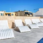 Rooftop Pool Sensations With Wifi And Ac By 360 Estates *