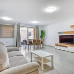 Rooftop Pool Sensations With Wifi And Ac By 360 Estates Apartman