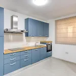 Rooftop Pool Sensations With Wifi And Ac By 360 Estates Apartman