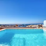 Rooftop Pool Sensations With Wifi And Ac By 360 Estates Mellieħa