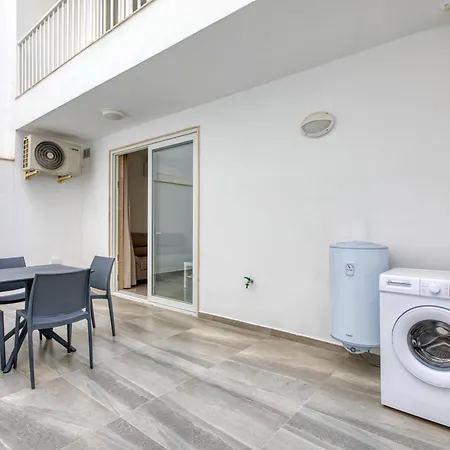 Apartment Rooftop Pool Sensations With Wifi And Ac By 360 Estates *