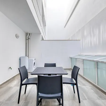 Rooftop Pool Sensations With Wifi And Ac By 360 Estates Apartment *
