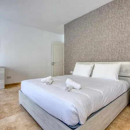 Rooftop Pool Sensations With Wifi And Ac By 360 Estates Appartement *