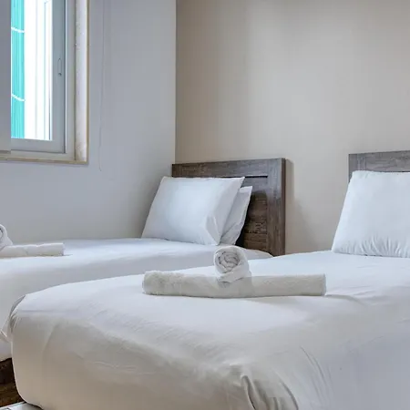 Rooftop Pool Sensations With Wifi And Ac By 360 Estates