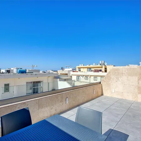 Rooftop Pool Sensations With Wifi And Ac By 360 Estates Apartment