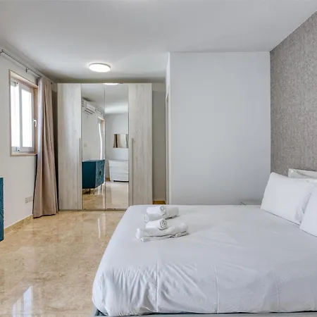 Appartement Rooftop Pool Sensations With Wifi And Ac By 360 Estates