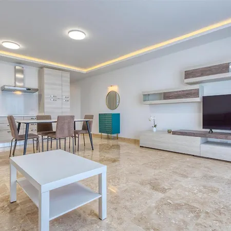 Rooftop Pool Sensations With Wifi And Ac By 360 Estates Mellieha