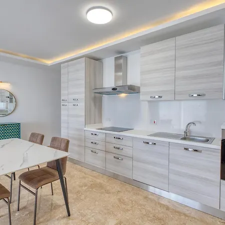 Appartement Rooftop Pool Sensations With Wifi And Ac By 360 Estates