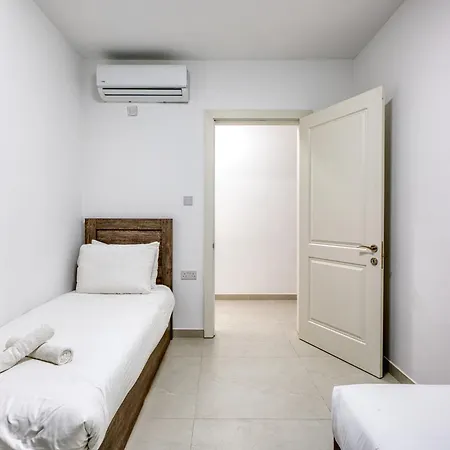 Appartement Rooftop Pool Sensations With Wifi And Ac By 360 Estates Mellieħa