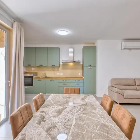 Rooftop Pool Sensations With Wifi And Ac By 360 Estates Mellieħa