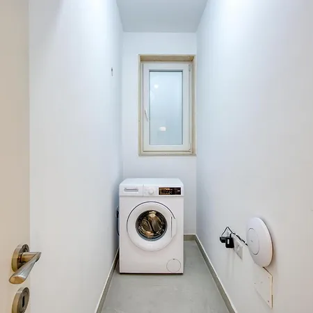 Apartamento Rooftop Pool Sensations With Wifi And Ac By 360 Estates Mellieħa