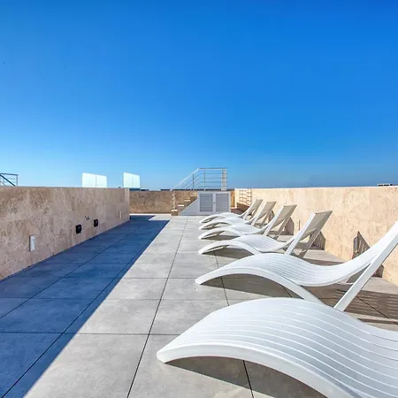 Rooftop Pool Sensations With Wifi And Ac By 360 Estates شقة *