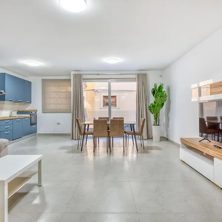 Rooftop Pool Sensations With Wifi And Ac By 360 Estates * Mellieha