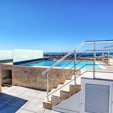Rooftop Pool Sensations With Wifi And Ac By 360 Estates * Mellieha