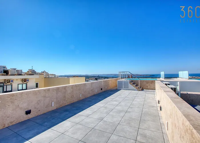 Rooftop Pool Sensations With Wifi And Ac By 360 Estates * 梅利哈